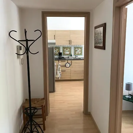 Casa Vacanza Brezza Di Maestrale Salerno Exterior photo